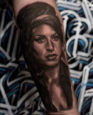 Image post by @skindesigntattoos on Instagram