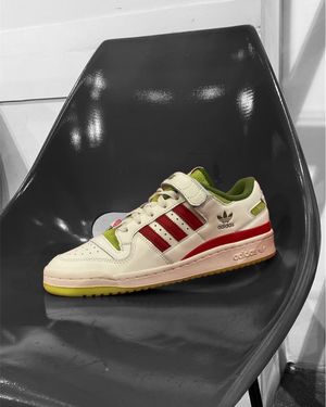 Image post by @footshop_bucharest on Instagram