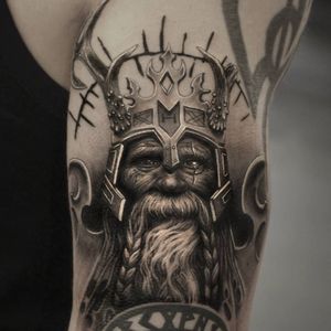 Image post by @thomaswellstattoo on Instagram