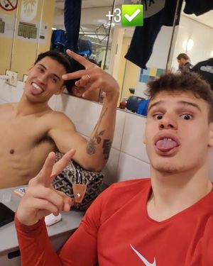 Image post by @azalkmaar on Instagram