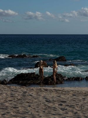 Image post by @alix_earle on Instagram