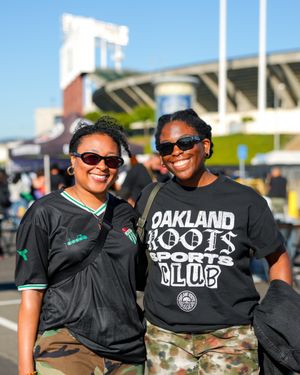 Image post by @oaklandroots on Instagram