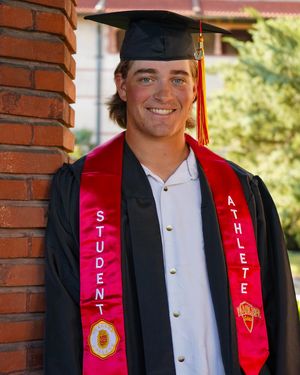 Image post by @becca.rios.photography on Instagram