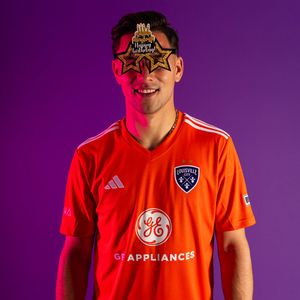 Image post by @loucityfc on Twitter