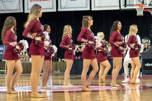 Image post by @SIU_WBasketball on Twitter