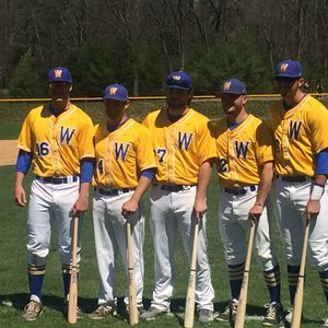 Image post by @wne_goldenbears on Instagram