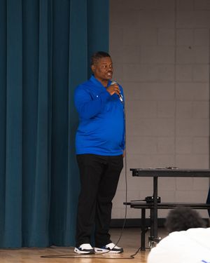 Image post by @memphisfootball on Instagram