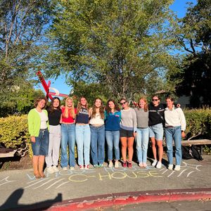 Image post by @stanfordwcrew on Instagram