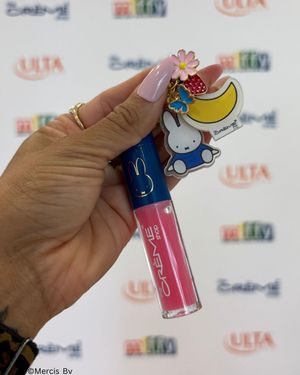 Image post by @thecremeshop on Instagram