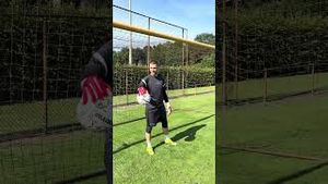 Video post by @maartenpaes01 on YouTube