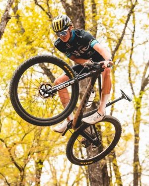 Image post by @esigrips on Instagram
