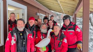 Image post by @mountsunapeeresort on Facebook