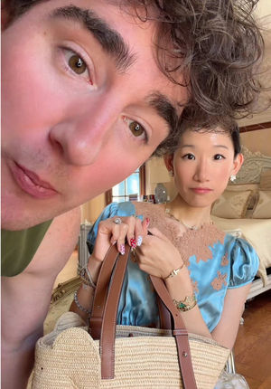 Video post by @beccaxbloom on TikTok