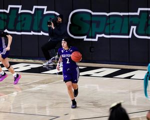 Image post by @hpuwbb on Instagram
