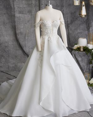 Image post by @maggiesotterodesigns on Instagram