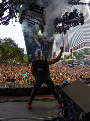Image post by @ultra on Instagram