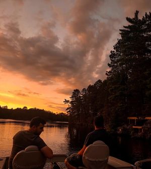 Image post by @grandelylodge on Facebook