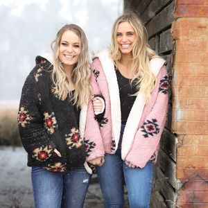 Image post by @shopfillyflair on Instagram