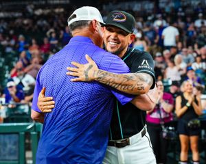 Image post by @losdbacks on Instagram