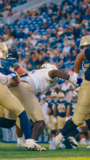 Image post by @navyfb on Instagram