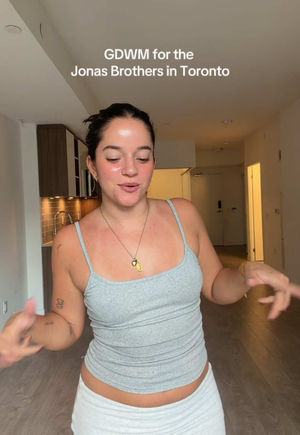 Video post by @val.molero on TikTok