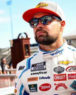 Image post by @stenhousejr on Instagram