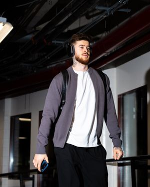 Image post by @SanJoseSharks on Twitter