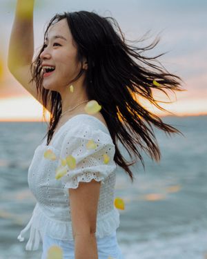 Image post by @through_yu on Instagram