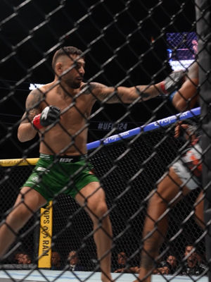 Video post by @ufc on TikTok