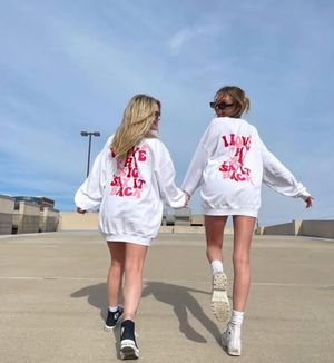 Image post by @uoregon_utees on Instagram