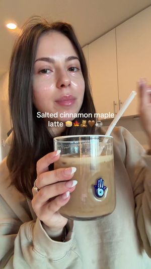 Video post by @anyaweitz on TikTok