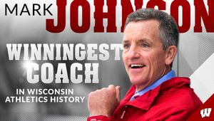 Image post by @BadgerWHockey on Twitter