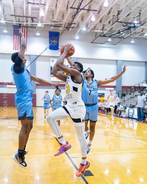 Image post by @recruit_look on Instagram