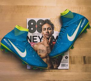 Image post by @soccerdotcom on Instagram