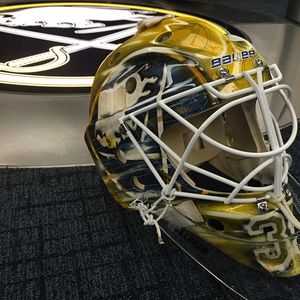 Image post by @buffalosabres on Instagram
