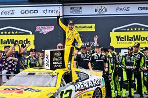 Image post by @pennzoil on Instagram