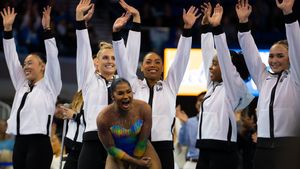 Image post by @uclagymnastics on Twitter/X