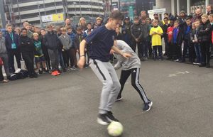 Image post by @ldnmovements on Instagram