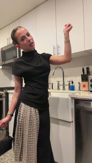 Video post by @anyaweitz on TikTok