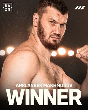 Image post by @daznboxing on Instagram