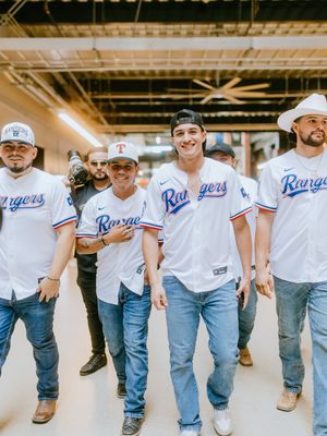 Image post by @losrangers on Instagram