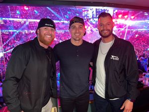 Image post by @redturn2 on Twitter