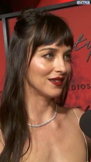 Video post by @extratv on Instagram