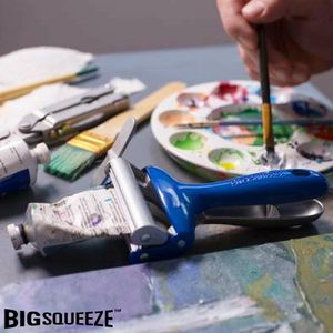 Image post by @yourbigsqueeze on Instagram