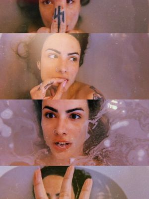 Image post by @cintiamars on Instagram
