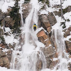 Image post by @skitaos on Instagram