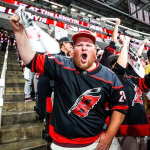 Image post by @Canes on Twitter