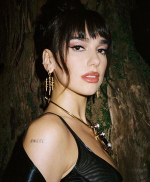 Image post by @jenatkinhair on Instagram