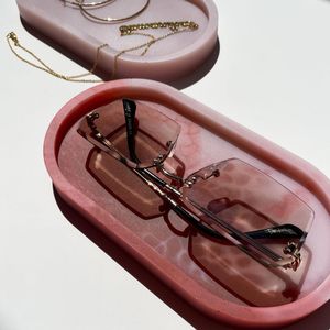 Image post by @officialholachica on Instagram