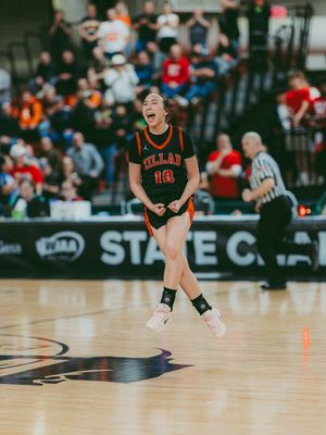 Image post by @nevaehx03 on Instagram